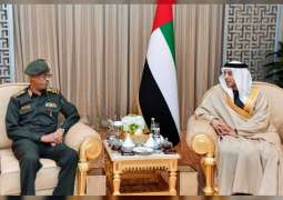 منصور بن زايد يستقبل وزير الدفاع السوداني