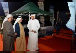 حشر آل مكتوم ومحمد بن مكتوم يطلعان على فعاليات معرض دبي العالمي للقوارب