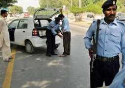 Sabzi Mandi police arrest 60 outlaws; recover two cars and valuables