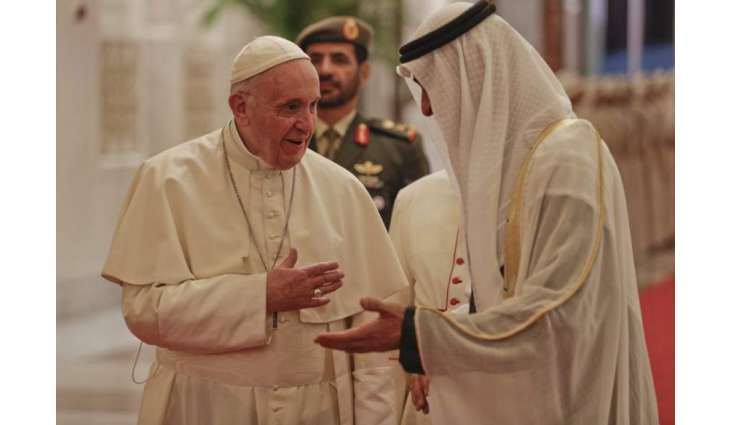 President Khalifa confers Order of Zayed II on Pope's Personal Secretary