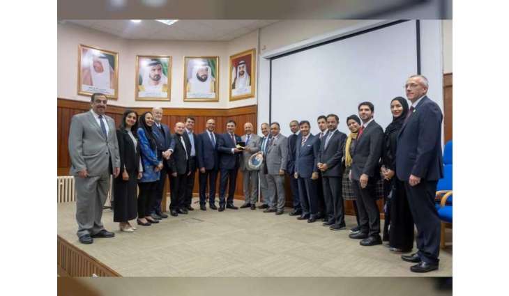 كلية آل مكتوم باسكتلندا تحتفل بتخريج الدورة 27 لبرنامج التعددية الثقافية ومهارات القيادة