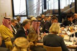وزير الدولة للشؤون الخارجية يشارك في المؤتمر الوزاري لتعزيز مستقبل السلام والأمن في الشرق الأوسط