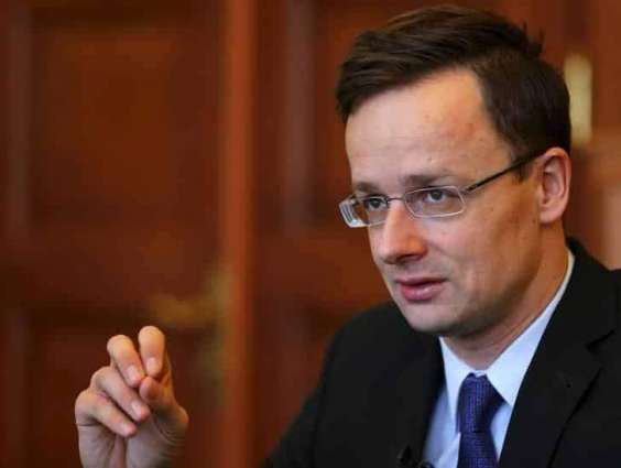 Hungarian Foreign Minister Slams Western Europe for 'Hypocrisy' in Relations With Russia
