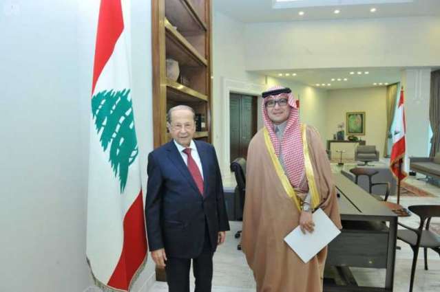 الرئيس اللبناني يستقبل المستشار نزار العلولا