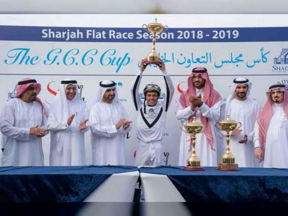 عبدالله بن سالم القاسمي يشهد منافسات بطولة كأس مجلس التعاون للخيول 