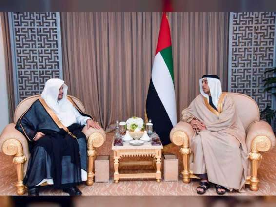 منصور بن زايد يستقبل رئيس مجلس الشورى السعودي