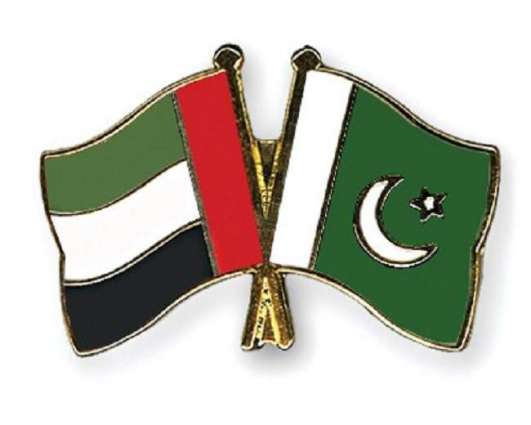 Deputy Commander of Land Forces receives Pakistani official at IDEX