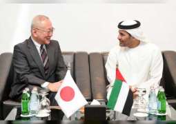 ابوظبي واليابان تبحثان العلاقات الاقتصادية