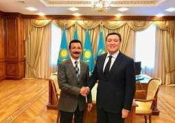 موانئ دبي العالمية تبحث في استثمارات جديدة بكازاخستان