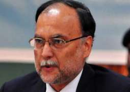 Modi did not even bother to receive call of nuclear power's PM, criticizes Ahsan Iqbal