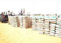 مركز  الملك سلمان للإغاثة يواصل توزيع المساعدات الغذائية للنازحين النيجريين في ولاية برنوا
