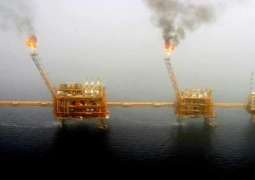واشنطن تسعى إلى خفض صادرات النفط الإيراني إلى دون مليون برميل يوميًا ابتداء من مايو –إعلام
