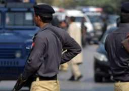 Police arrest 3- street criminals in Karachi