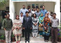 Chairman PITB pays surprise visit to e-RozgaarCenter at LCWU