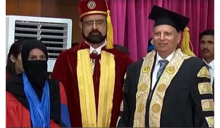 Medical student in Faisalabad wins record 18 gold medals