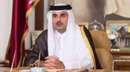 أمير قطر يستعرض مع رئيس الحكومة الفرنسية علاقات التعاون والمستجدات الإقليمية والدولية