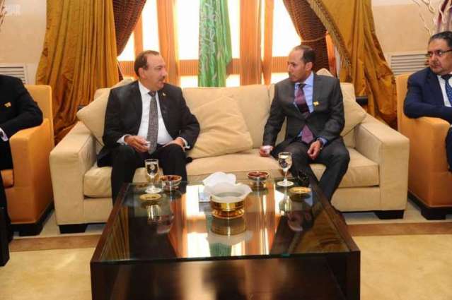 سفير خادم الحرمين الشريفين لدى تونس يستقبل وفدًا من جامعة الطائف