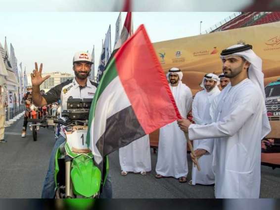 منصور بن محمد يطلق رسميا فعاليات رالي دبي الصحراوي