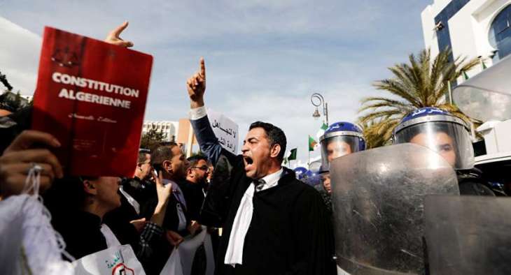 Hundreds of Lawyers Protest in Algiers Against Bouteflika's Presidential Bid - Reports