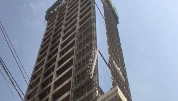 Five dead as lift collapses at under construction building in Karachi