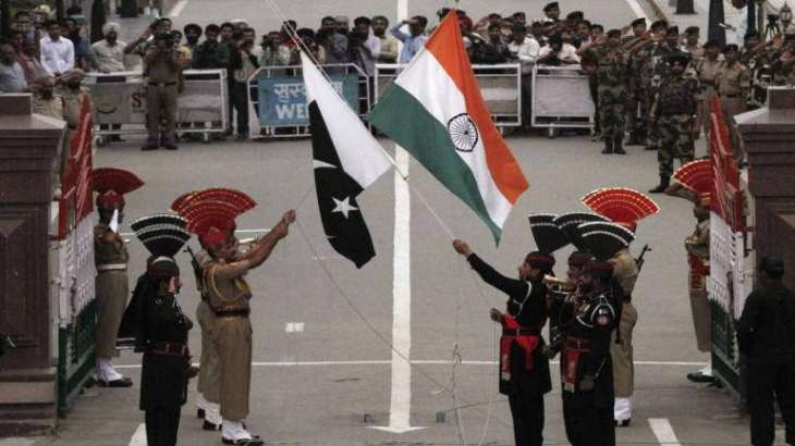 Pakistan returns Indian prisoner arrested for crossing border illegally