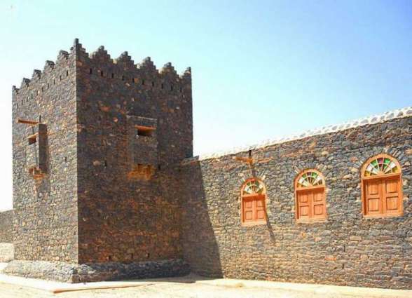 قصر الملك عبدالعزيز التاريخي في المويه بني من الحجارة على الطراز الإسلامي