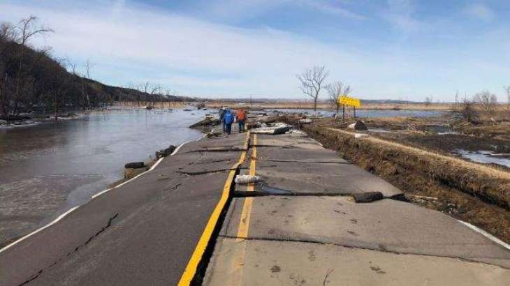 Three dead in record flooding in US Midwestern states