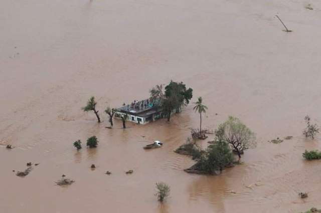 Death toll from Mozambique, Zimbabwe floods exceeds 300 as UN boosts aid