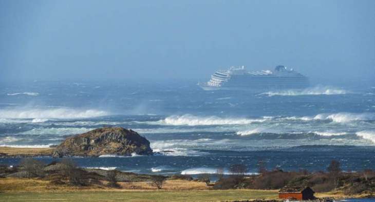 Cruise Liner Stalls Near Norwegian Shore, 1,300 People Being Evacuated - Police