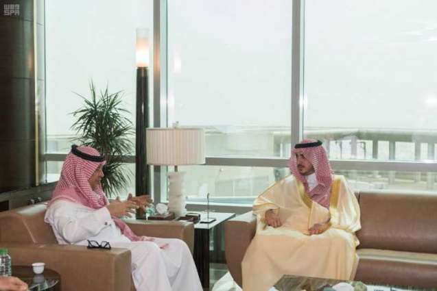 أمير الجوف يبحث مع وزير الاقتصاد والتخطيط تنمية مستدامة بالمنطقة