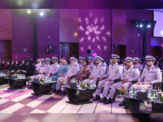 انطلاق المؤتمر الإقليمي الرابع للشرطة النسائية في أبوظبي 