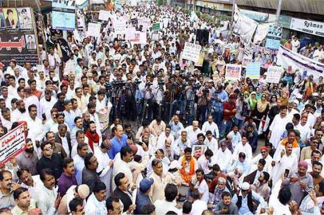 Sindh Education minister calls protesting teachers for settlement