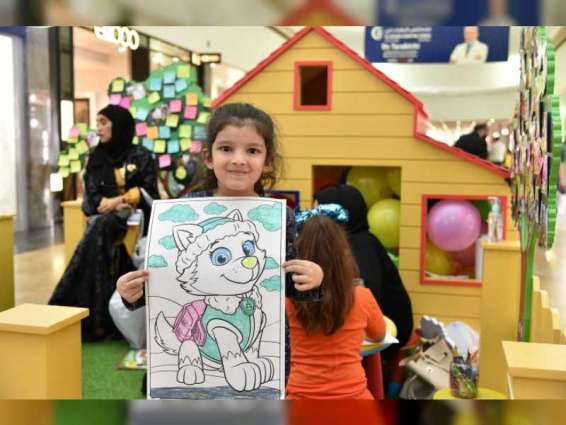 "بكل حب من الإمارات" تقدم 1000 هدية لأطفال مخيمات اللاجئين