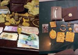 Bid to smuggle precious gold jewelry, currency foiled in Karachi