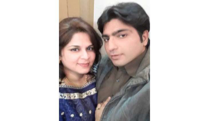 Indian woman comes to Pakistan escaping husband’s torture
