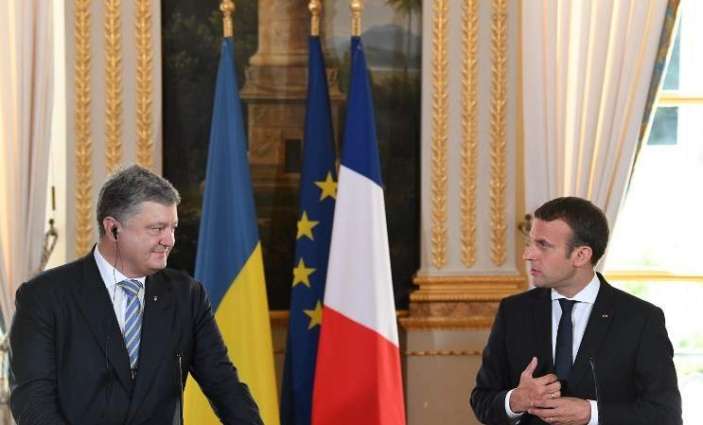 Macron to Meet With Ukraine's Zelenskiy, Poroshenko in Paris on Friday - Elysee Palace