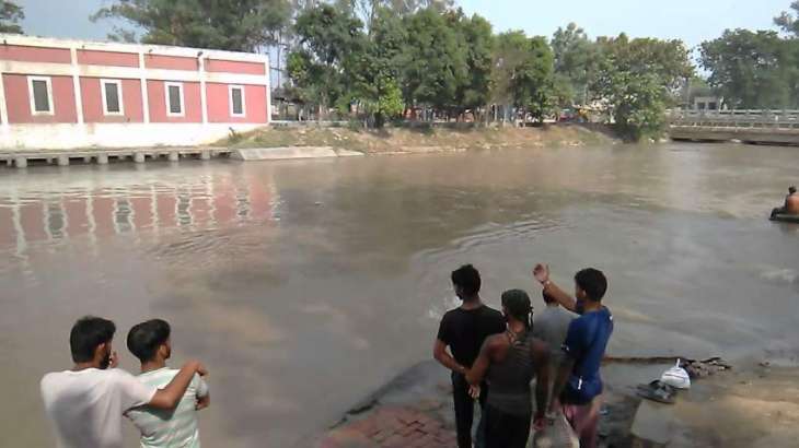 Three persons including grandfather, grandmother and grandson drown in canal