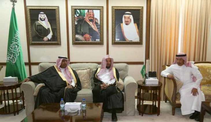 نائب سفير خادم الحرمين الشريفين لدى مملكة البحرين يستقبل الدكتور الشثري