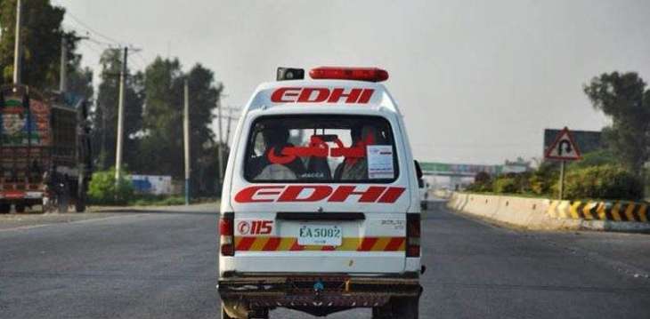 Road accidents claim two lives in Faisalabad