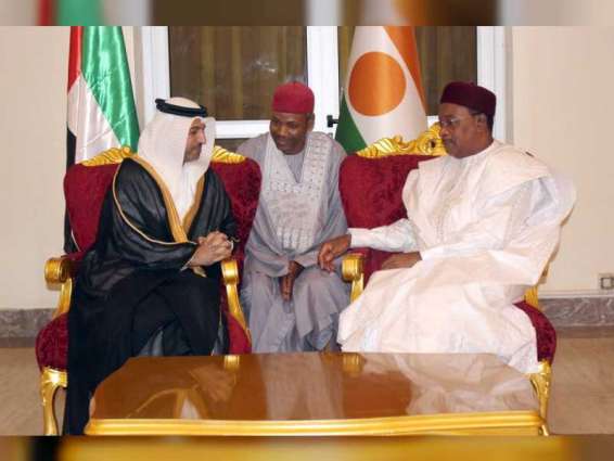 سفير الدولة يقدم أوراق اعتماده لرئيس النيجر