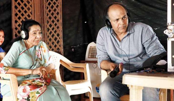 Asha Bhosle directs a scene for Ashutosh Gowariker's 'Panipat'