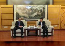 قنصل عام الدولة ومسؤول في"كوانغ دونغ" الصينية يبحثان التعاون