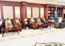 الأمير محمد بن ناصر يستقبل مدير ووكلاء جامعة جازان