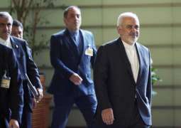 Japanese Prime Minister Shinzo Abe Receives Iran's Zarif, Voices Hope for Continued Implementation of JCPOA