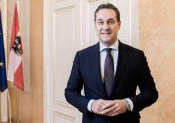 Outgoing Austrian Vice-Chancellor Mentions Latvian Citizen Approaching FPO Officials
