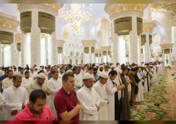 جامع الشيخ زايد الكبير يستقبل أكثر من 420 ألف شخص في العشر الأُول من رمضان