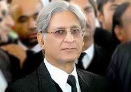 Lady who has trapped Chairman NAB was having camera in her bag: Aitzaz Ahsan