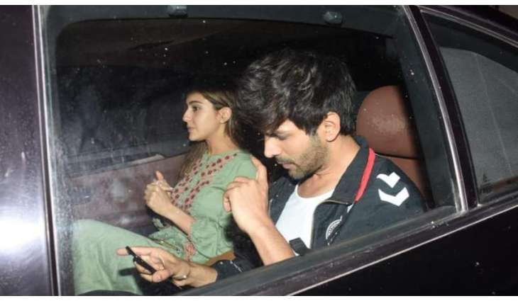 Sara Ali Khan, Kartik Aaryan shoot for Imtiaz Ali's next in Mumbai, leave in the same car