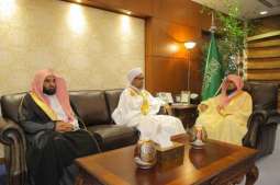 نائب وزير الشؤون الإسلامية يستقبل مفتي موريتانيا