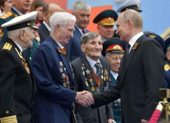 Putin Says Victory Day Parade Success, Russians to Never Forget WWII Triumph